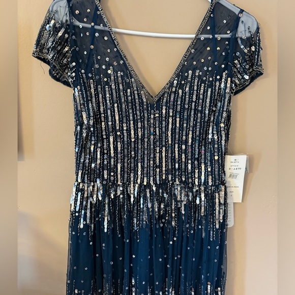 Pisarro night beaded navy tiered gown size 2 nwt - Picture 3 of 8